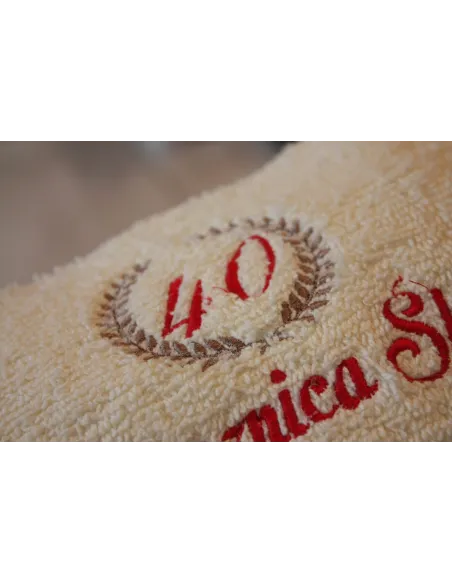 Zestaw Prezentowy na Rocznicę Ślubu – Ręczniki z Haftem