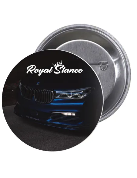 Przypinki Buttony – Royal Stance Znaczki Badziki Grafiką