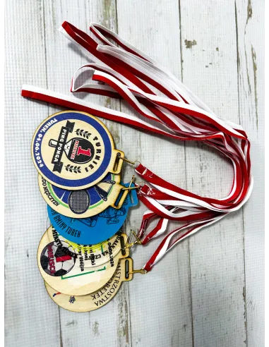 Medal Drewniany 8 cm 8 cm – Twoim Wzorem Nadrukiem UV