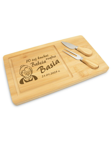 Bambusowy zestaw do sera z grawerem – personalizowany prezent