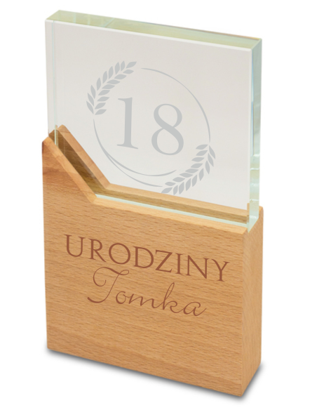 Trofeum statuetka Personalizowany Prezent z Grawerem NA OSIEMNASTKĘ 18