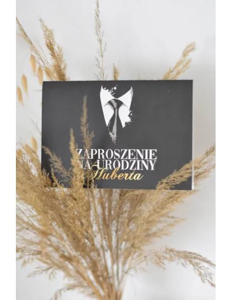Zaproszenia Urodzinowe z Dowolnym Projektem – Garnitur