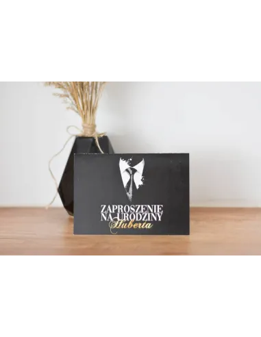 Zaproszenia Urodzinowe z Dowolnym Projektem – Garnitur
