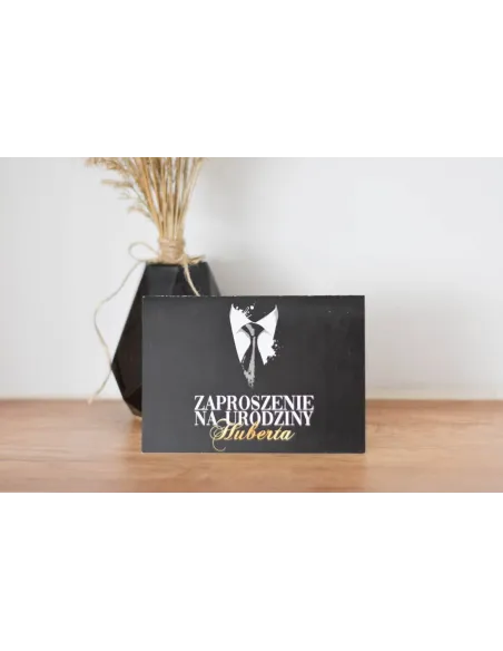 Zaproszenia Urodzinowe z Dowolnym Projektem – Garnitur