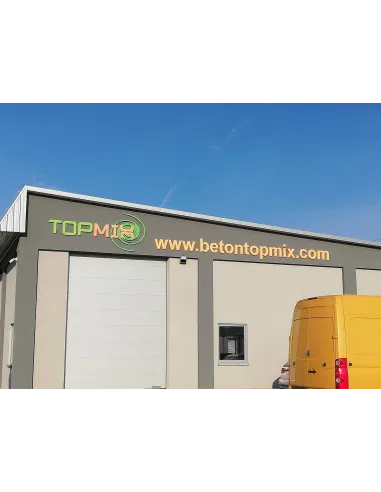 Pojedyncza Litera ze Styroduru z logo Reklamowy 5 cm