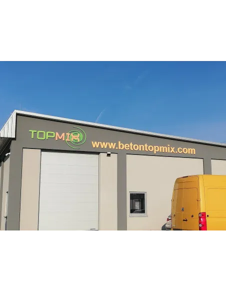 Pojedyncza Litera ze Styroduru z logo Reklamowy 10 cm