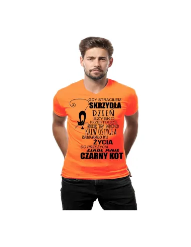 Koszulka z Nadrukiem Czarny Kot – Koszulki z Napisami